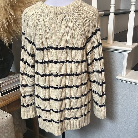 J.Jill Womens Sweater Ivory Blue Stripe Cable Knit Nautical Crew Neck SZ Large - Picture 5 of 8
